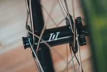 Load image into Gallery viewer, The Shed Wheelset w/ 1/1 Hubs