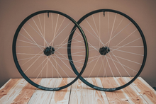 Load image into Gallery viewer, The Shed Wheelset w/ 1/1 Hubs
